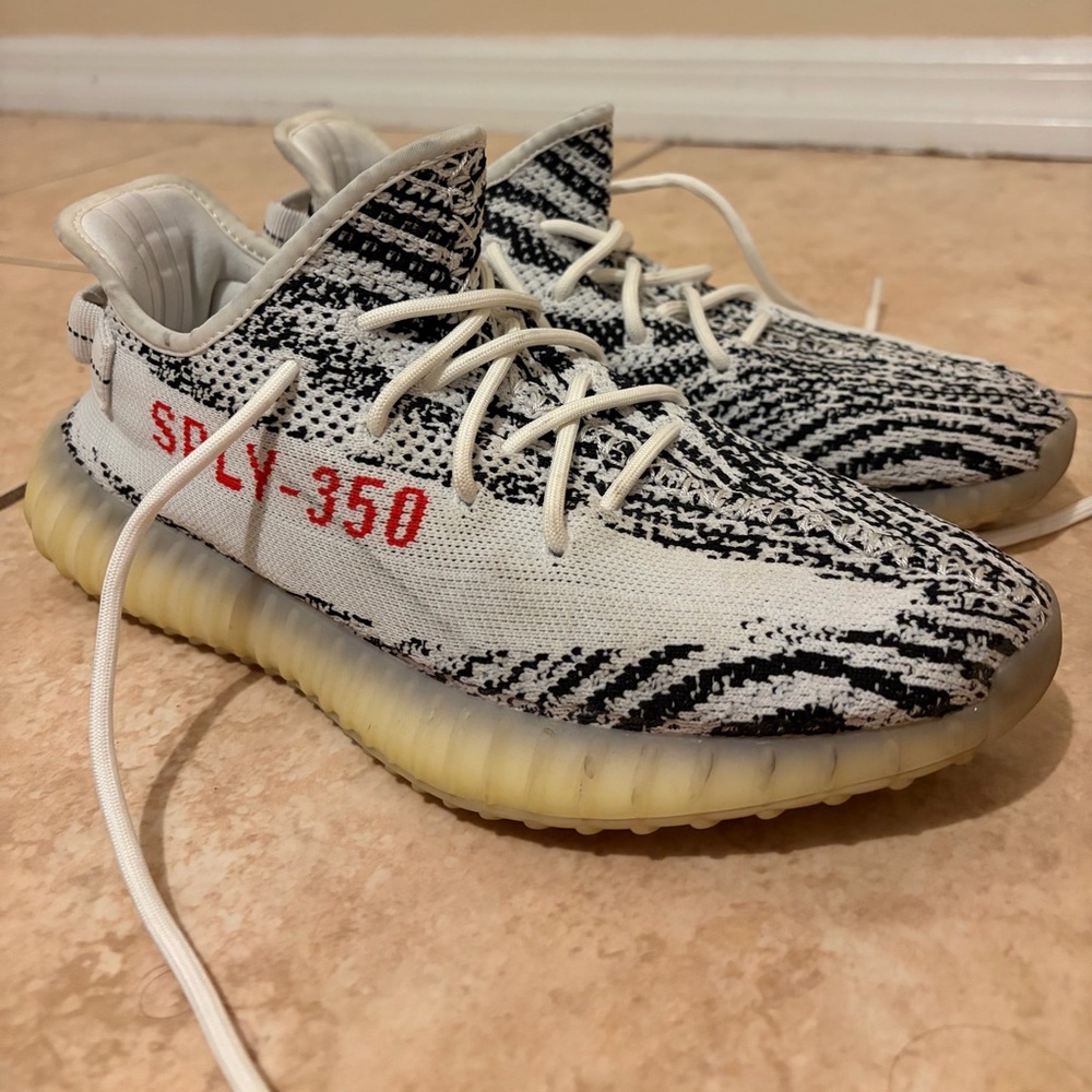 Adidas Yeezy Boost 350 V2 "Zebra